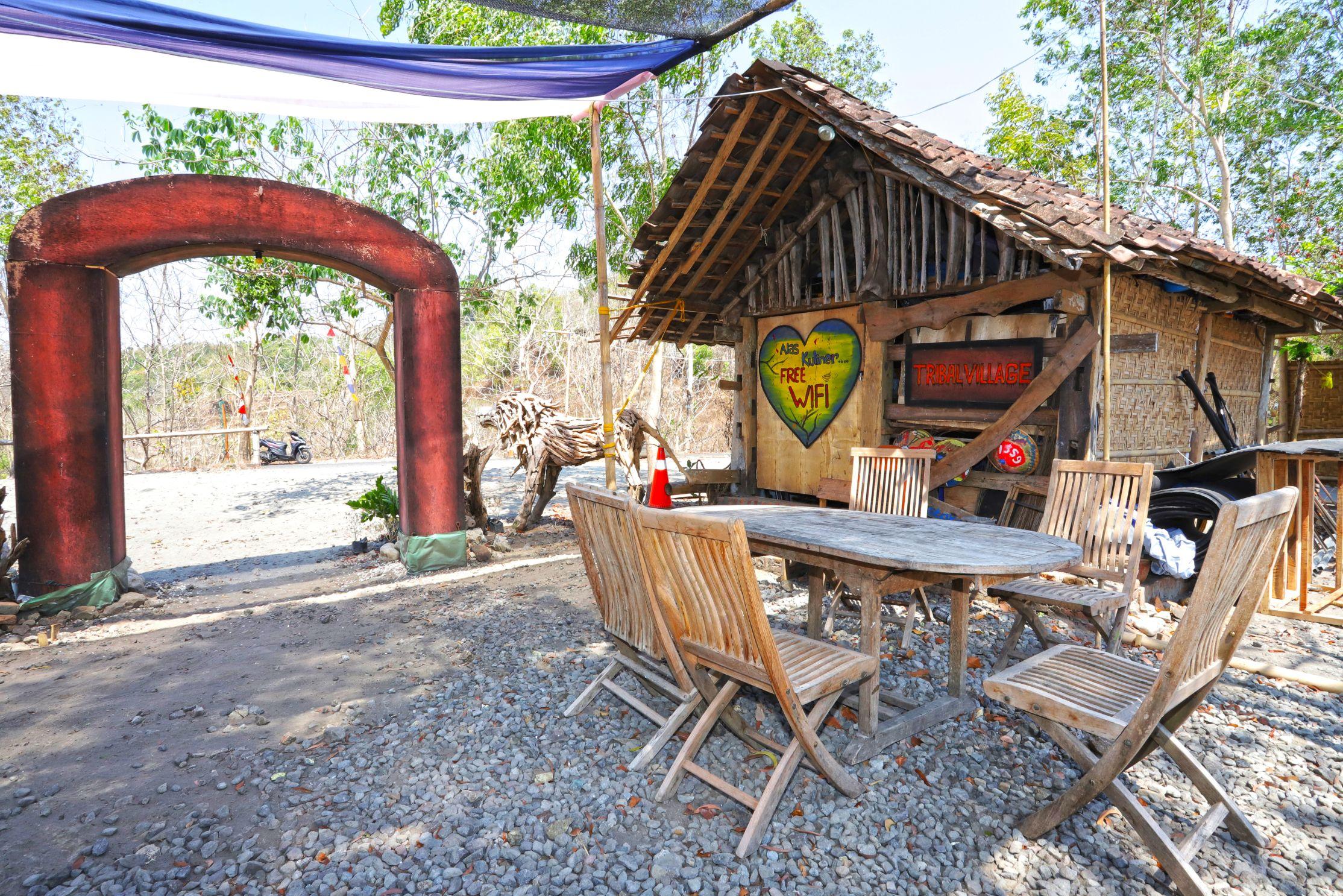 Newalaskuliner & Homestaywatulumbung Kretek Exterior photo