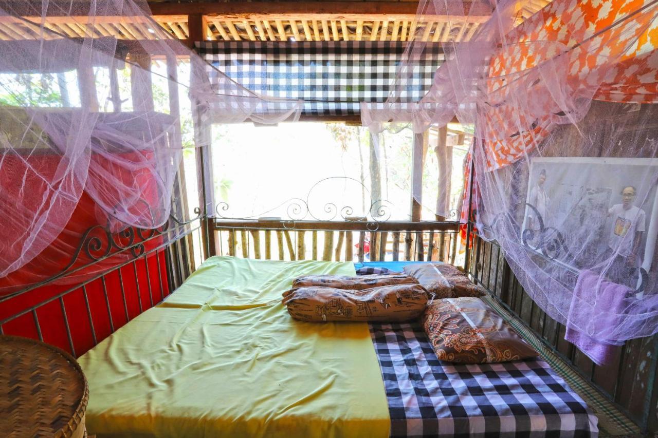 Newalaskuliner & Homestaywatulumbung Kretek Exterior photo