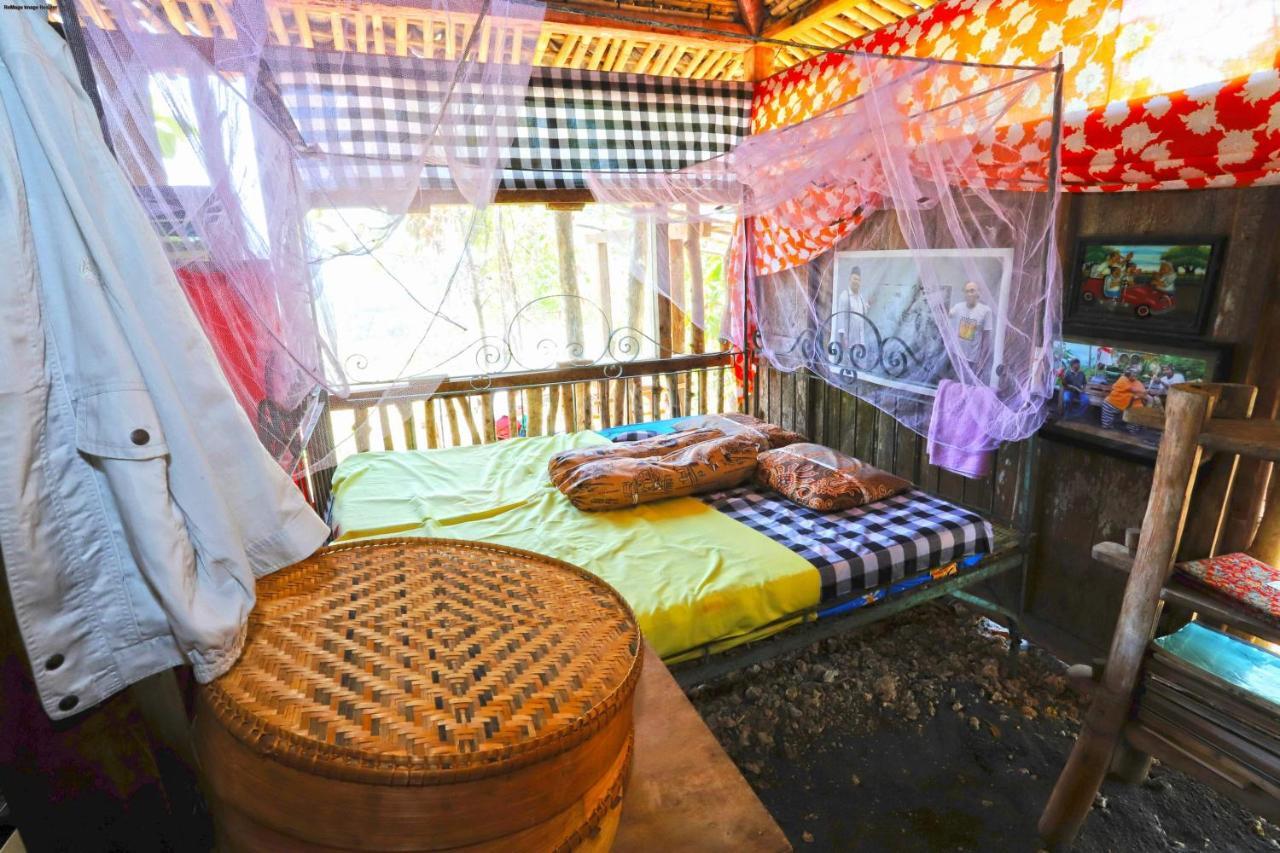 Newalaskuliner & Homestaywatulumbung Kretek Exterior photo